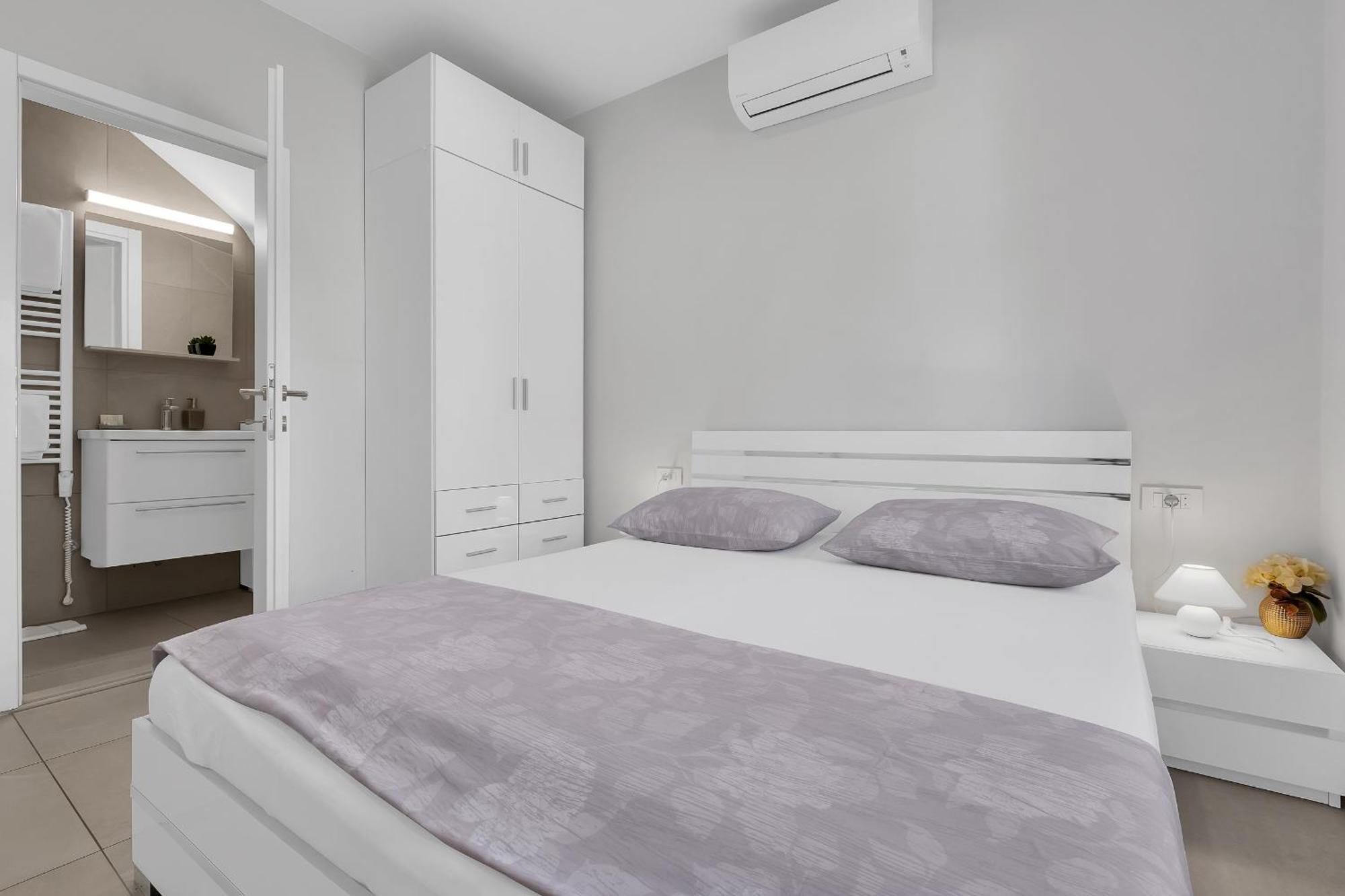 City Center Apartment Dvor Kalalarga Μακάρσκα Εξωτερικό φωτογραφία